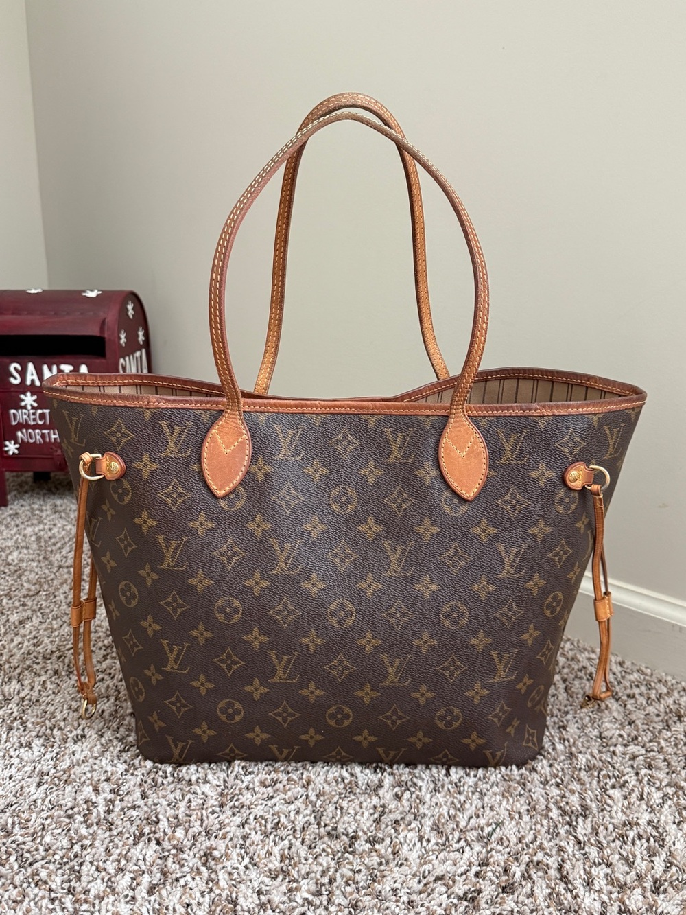 Authentic Louis Vuitton Neverfull MM Monogram Canvas - Picture 4 of 16